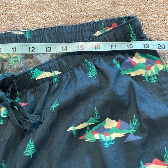 NWT Eddie Bauer Women’s Flannel Pajama Bottoms, Blue with Evergreen Trees, XL - Picture 10 of 14